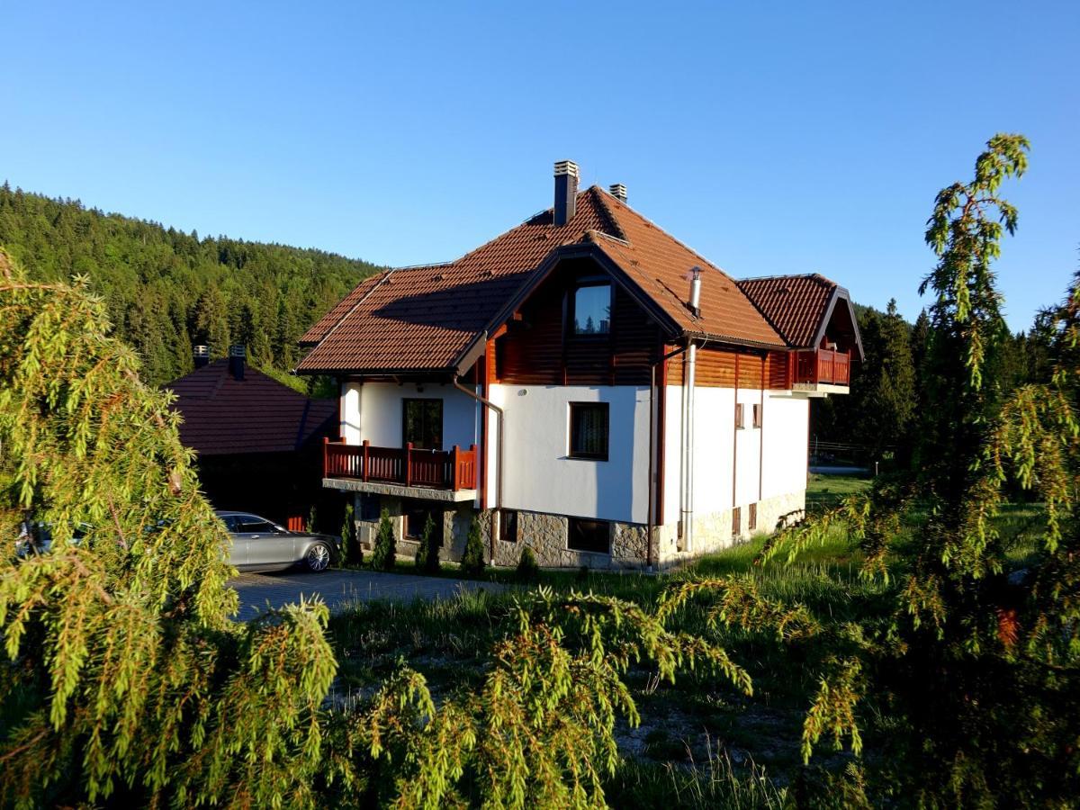 Apartmani Suncani Breg Tara Митровац Екстериор снимка