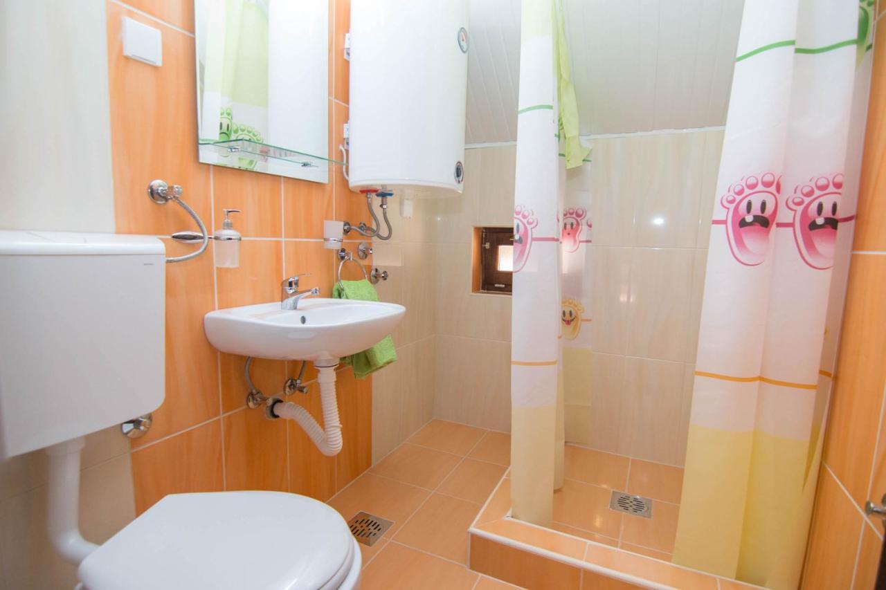 Apartmani Suncani Breg Tara Митровац Екстериор снимка