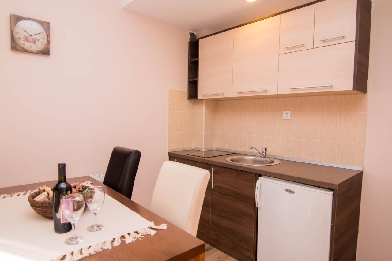 Apartmani Suncani Breg Tara Митровац Екстериор снимка