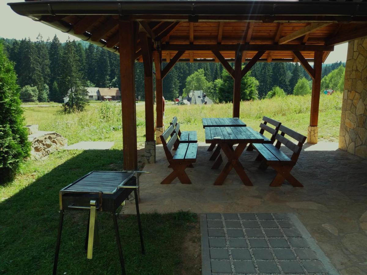 Apartmani Suncani Breg Tara Митровац Екстериор снимка